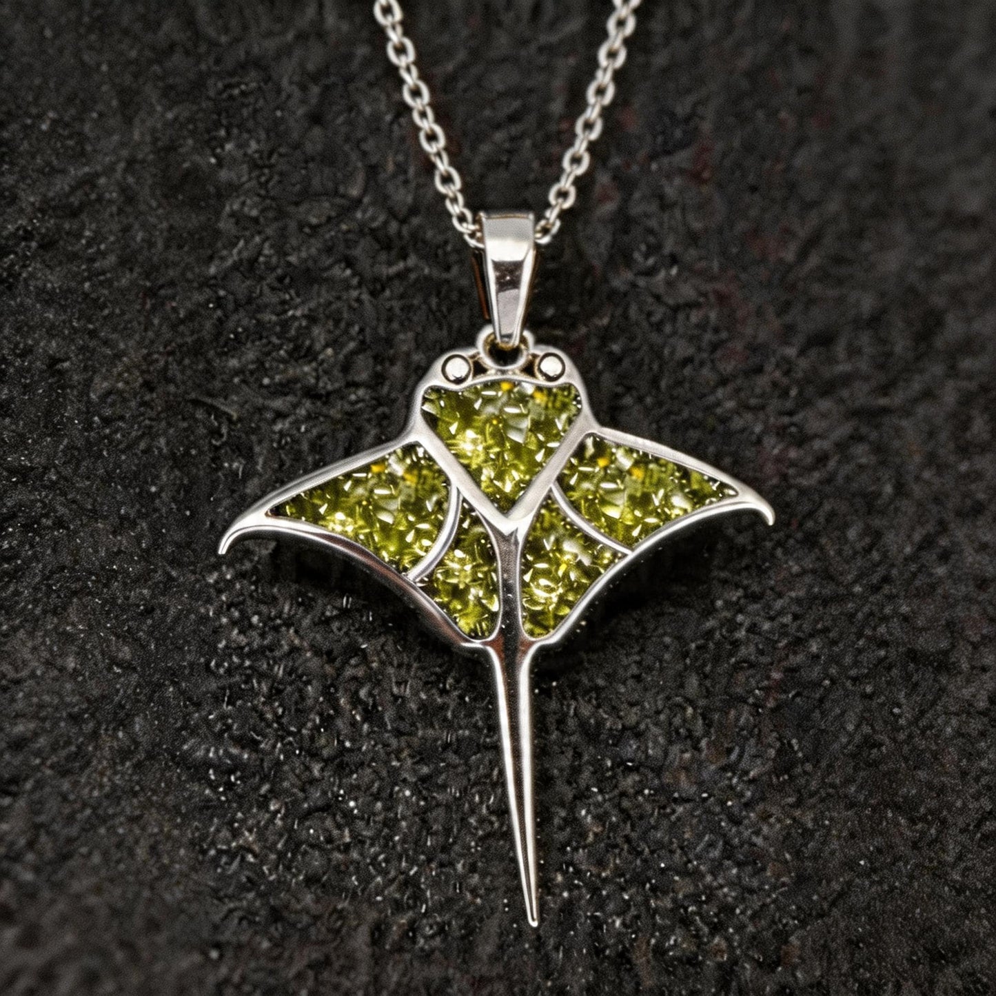 Peridot Manta Ray Necklace | 925 Sterling Silver Necklace | Ocean Animal Marine Jewelry | Gift for Her