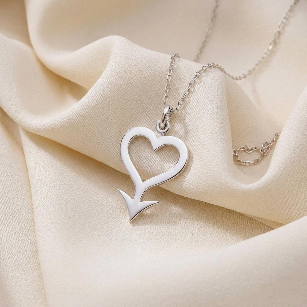 Cupido Symbol Necklace | 925 Sterling Silver | Love & Romance Theme | Thoughtful Love Gift