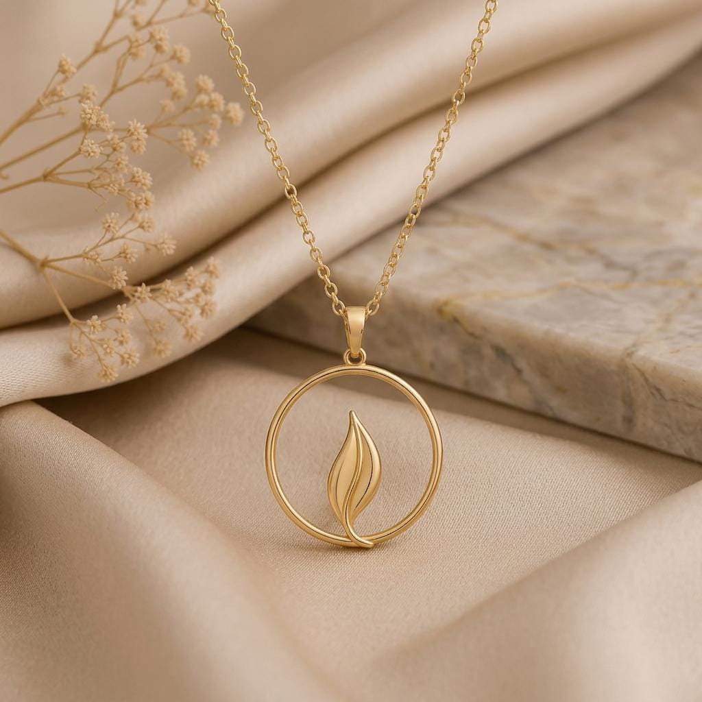 Halo Leaf Necklace | 925 Sterling Silver | Nature Inspired Design | Meaningful Gift for Her
