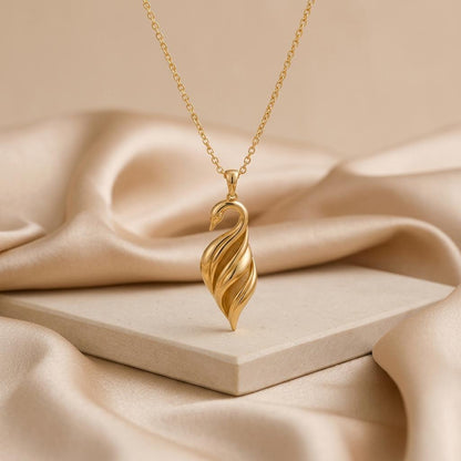 Swan Veil Pendant | 925 Sterling Silver | Elegant Nature Inspired | Symbolic Love Gift