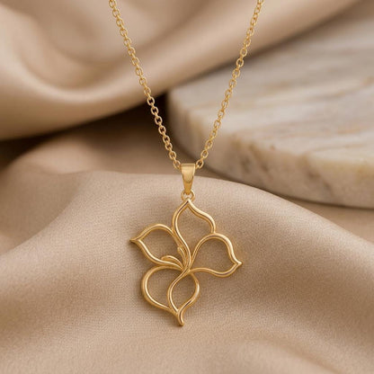 Velvet Petal Pendant | 925 Sterling Silver | Delicate Floral Design | Thoughtful Gift for Her